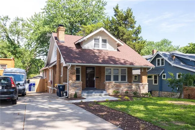Popular Meadow Park Real Estate