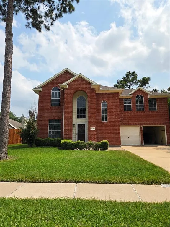 Popular Aberdeen Green Sec 01 Real Estate