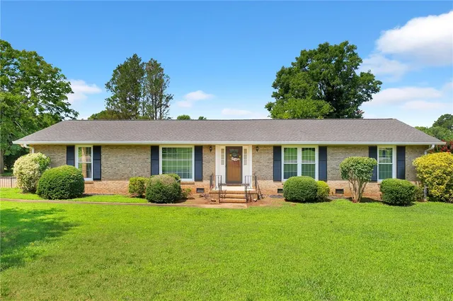 Popular Stonehaven - Anderson Real Estate