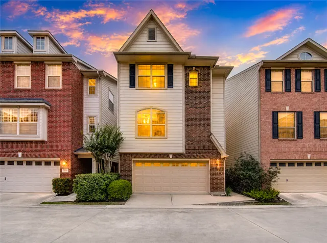 Popular Enclave Shady Acres Real Estate