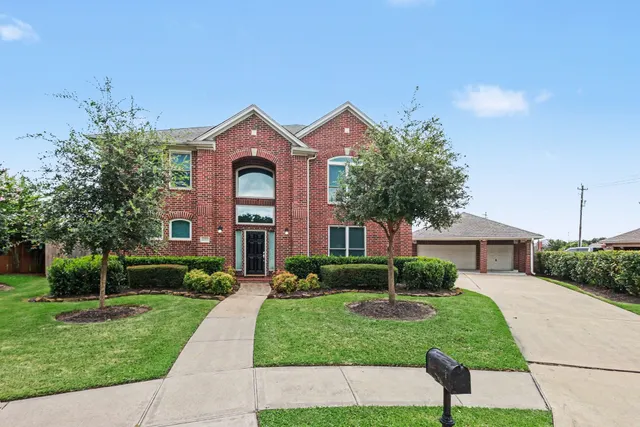 Popular Country Club Estates Sec 01 Real Estate