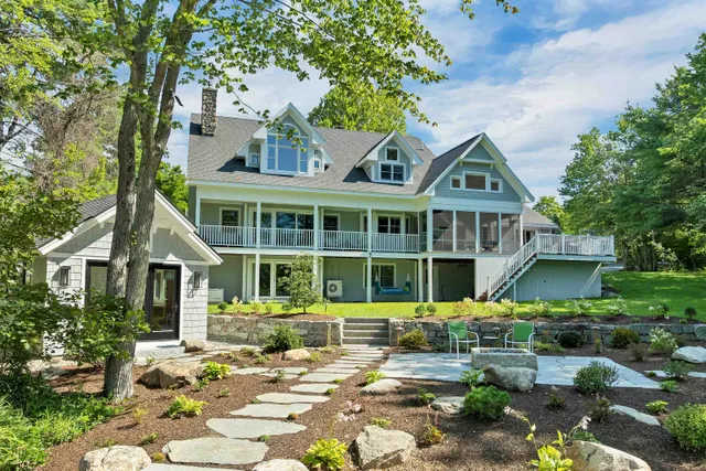Expensive Crescent Lake Real Estate