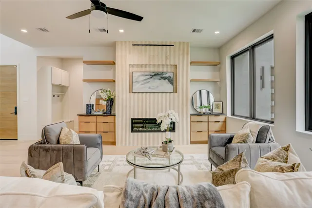 Popular John Dreaper Place Real Estate