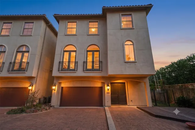 Popular Durrett Place Vls Real Estate