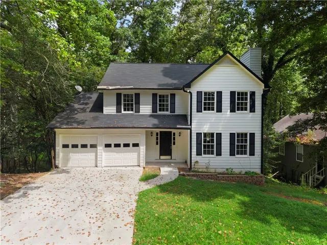 Popular Hickory Station Real Estate