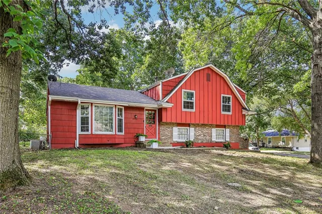 Popular Avalon View Real Estate