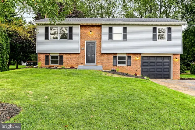 Popular Warwick Twp Real Estate
