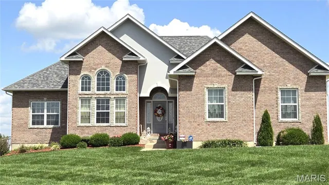 Popular Grandview Estate Real Estate