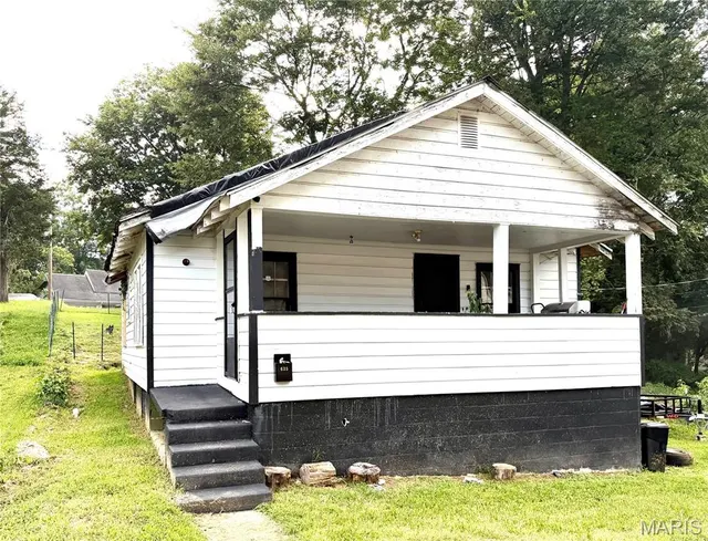 Popular Johnsons Add Real Estate