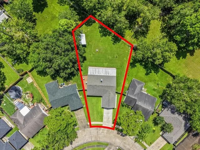 Popular Wedgewood Village Real Estate