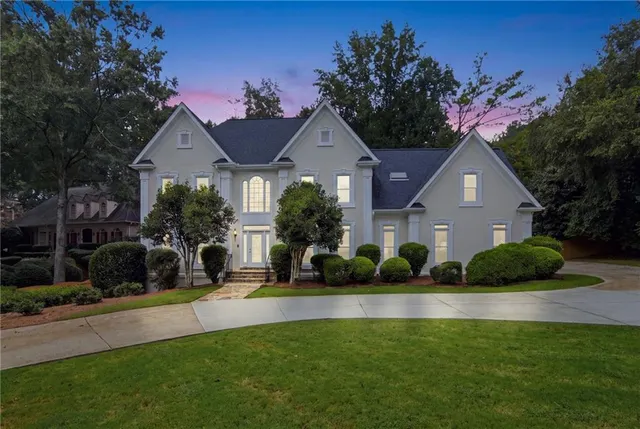 Popular BROOKE FARM Real Estate