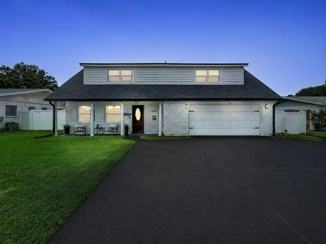 Popular BAY CREST PARK UNIT 17 Real Estate
