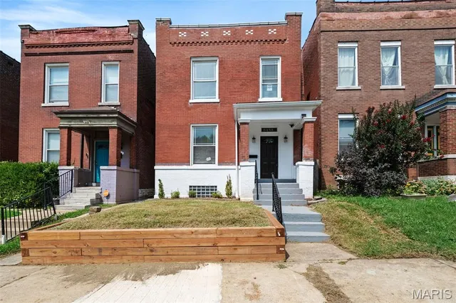 Popular Fairview Heights Add Real Estate