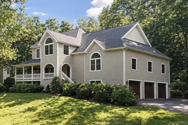 Popular CastleBrook Estates Real Estate