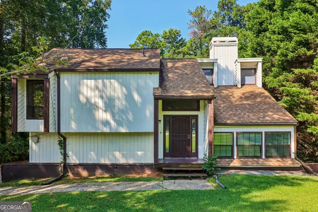 Popular Valley Forest Real Estate