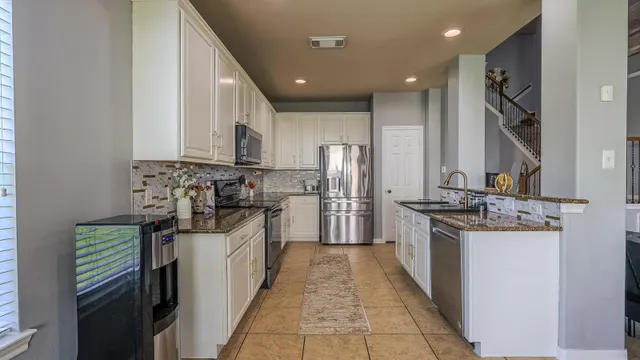 Popular Lakemont Meadows Real Estate