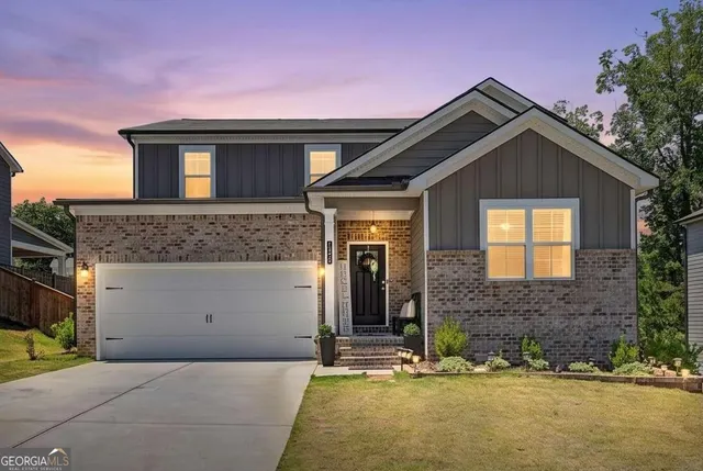 Popular SUMMIT POINTE Real Estate
