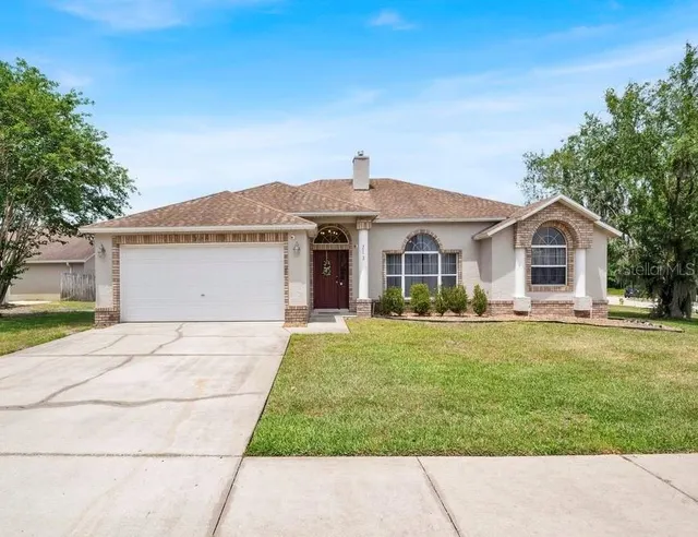 Popular COUNTRY CLUB PARK PH 3 Real Estate