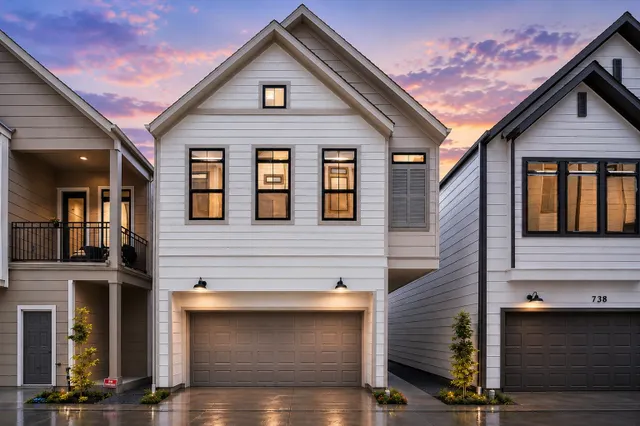 Popular Riverway On Thornton Real Estate