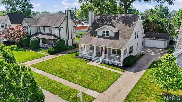 Popular Old Town Estates Real Estate