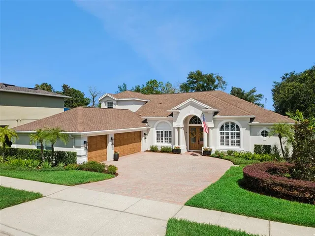 Expensive BUCKINGHAM ESTATES Real Estate