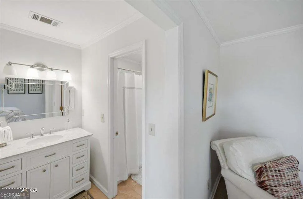 Listing Thumbnail Image 39