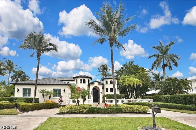 Expensive RIVERSIDE Real Estate