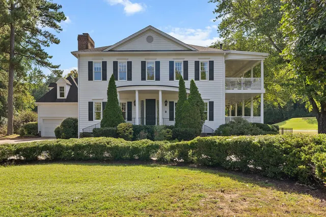 Popular Wildwood Green Real Estate