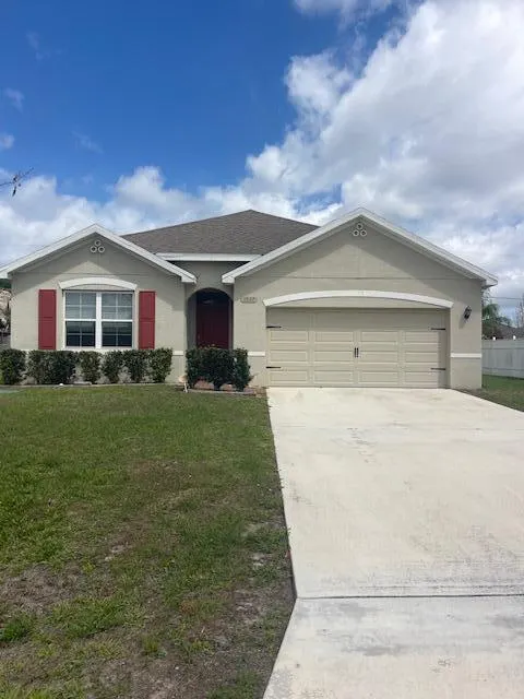 1537 Sw Meridian Avenue, Port St Lucie FL 34953