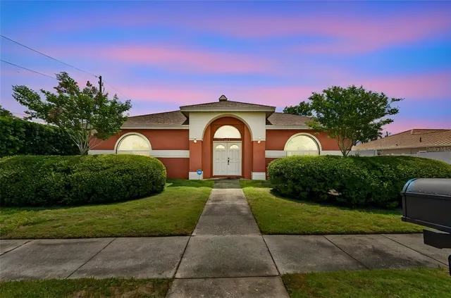 Popular BOULEVARD WOODLANDS Real Estate