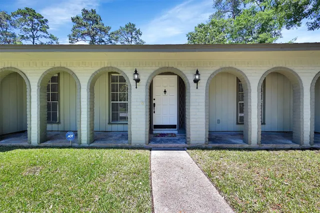 Popular Oak Ridge North Real Estate