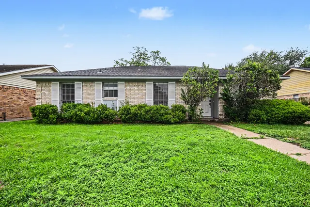 Popular Parkgate Sec 03 Real Estate