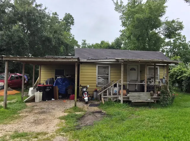 Cheap Houston Manor Real Estate