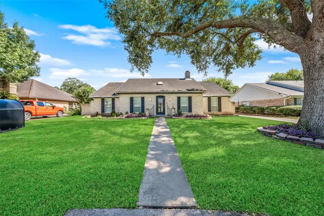Popular Quail Valley North Real Estate