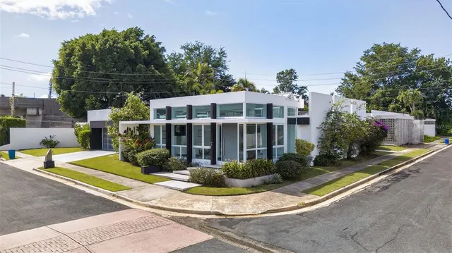 Popular GARDEN HILLS SUR Real Estate