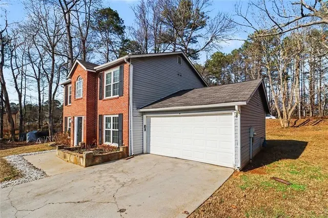 Popular FAIR HARBOR Real Estate