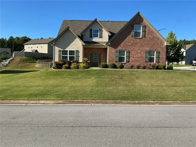 Popular CAMDEN LAKE Real Estate