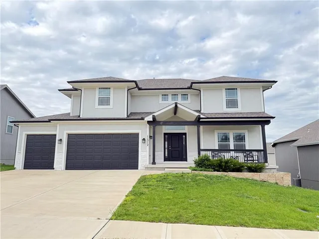 Popular Piper Landing Real Estate