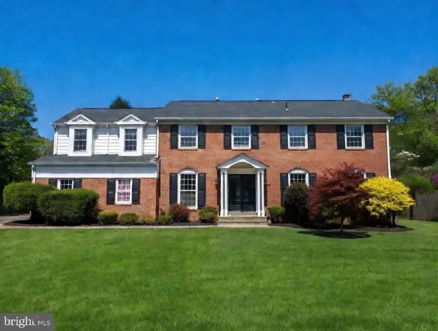 Popular Greenway Heights Real Estate