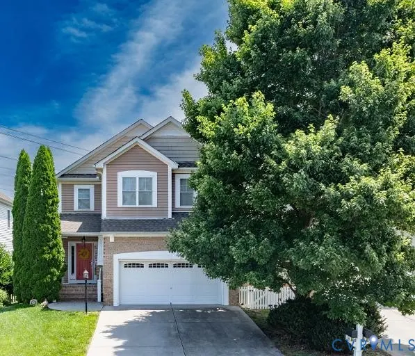 Popular Hawthorne Village Real Estate