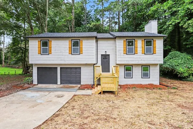 Popular Woodbridge Real Estate