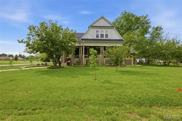 Popular Laddonia Real Estate