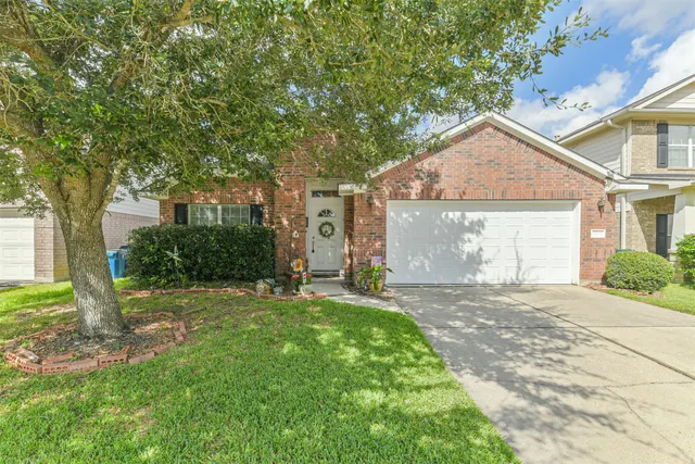 Popular Louetta Glen Real Estate