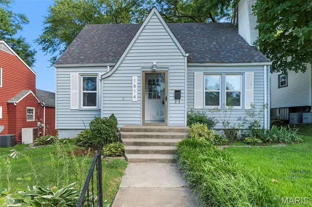 Cheap Sunset Terrace Real Estate
