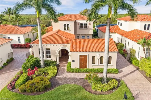 Popular BELLAGIO Real Estate