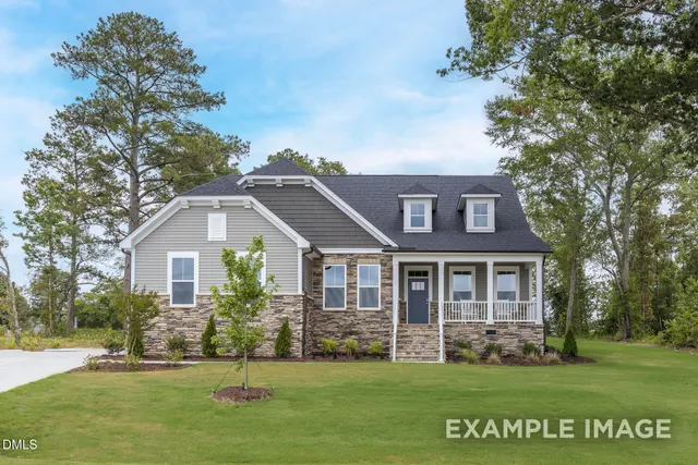Expensive Retreat at North Main Real Estate