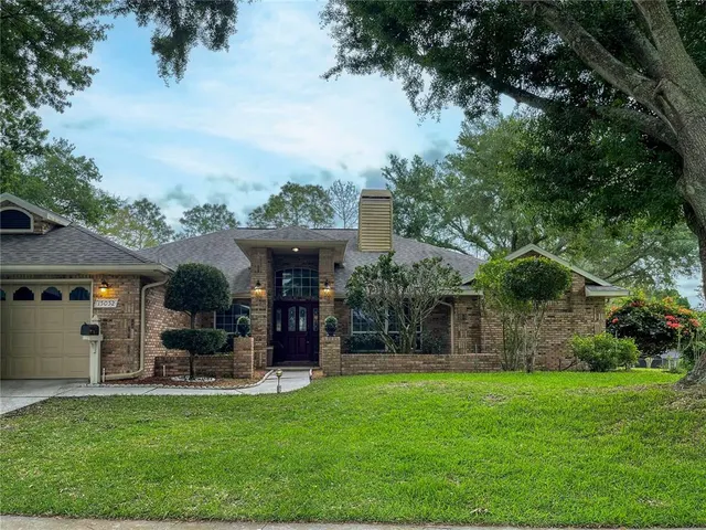 Popular VILLAGE GREEN Real Estate