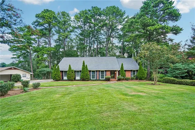 Popular Virginia Manor Real Estate