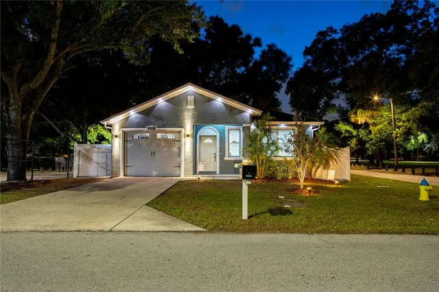 Popular SULPHUR SPGS Real Estate