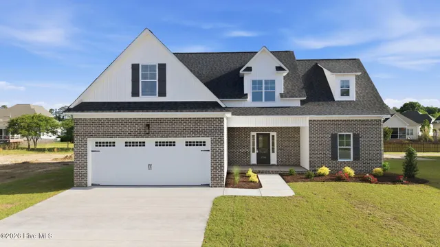 Popular Barrington Fields Real Estate